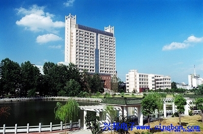 武漢理工大學(xué)馬房山分校IC卡水控管理系統(tǒng)。